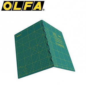 【芥菜籽文具】//OLFA// 摺疊式切割墊FCM-A3 (綠色)